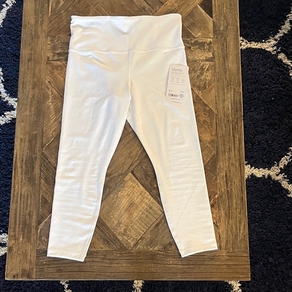 Athleta White Yoga Pants nwt - Picture 1 of 4